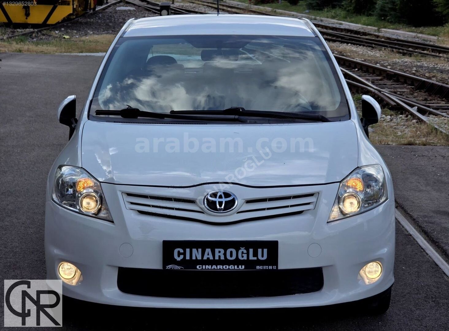 Galeriden Toyota Auris 1.4 D-4D Comfort Extra 2011 Model Afyonkarahisar 114.000 km Beyaz 3