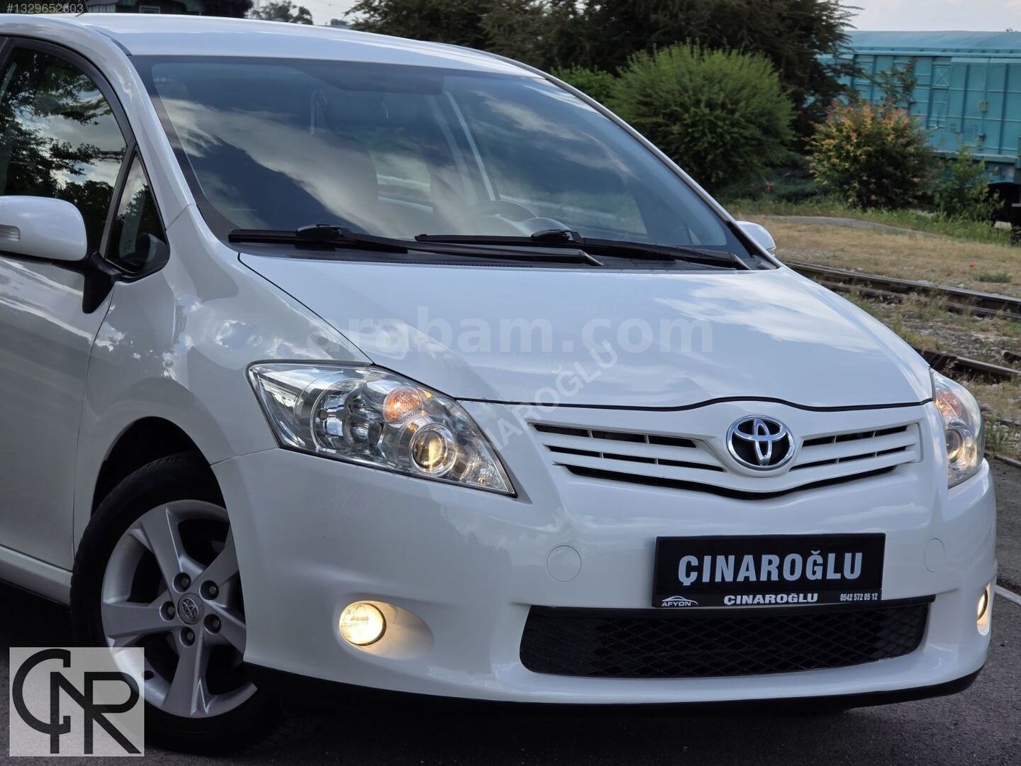 Galeriden Toyota Auris 1.4 D-4D Comfort Extra 2011 Model Afyonkarahisar 114.000 km Beyaz 5