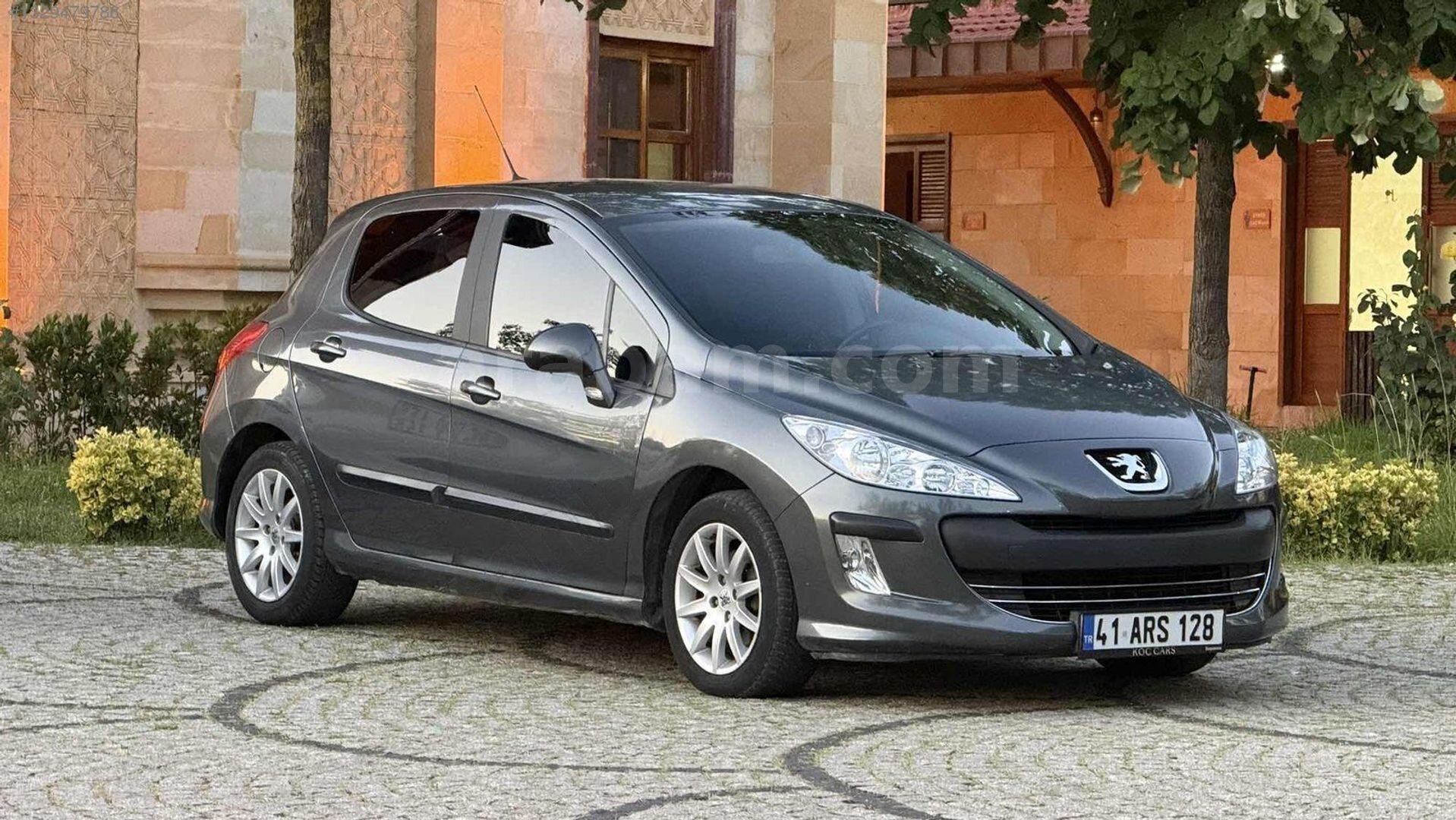Galeriden Peugeot 308 1.6 VTi Confort 2010 Model Kocaeli 177.000 km Füme 1