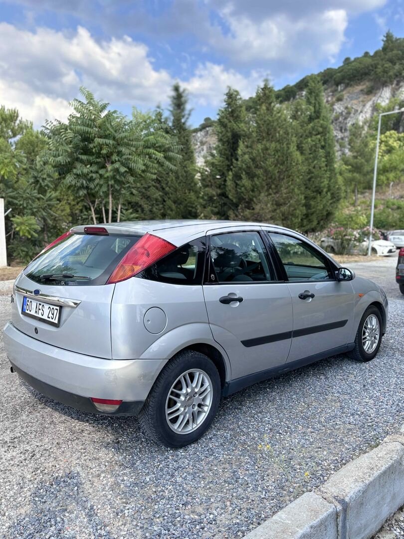 Sahibinden Ford Focus 1.6 Ghia 2001 Model Muğla 175.000 km Gri (metalik) 4