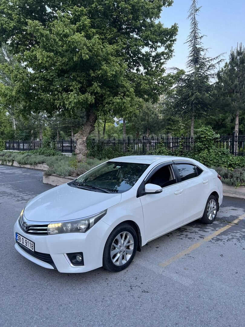 Sahibinden Toyota Corolla 1.6 Advance 2014 Model Kayseri 145.000 km Beyaz 2