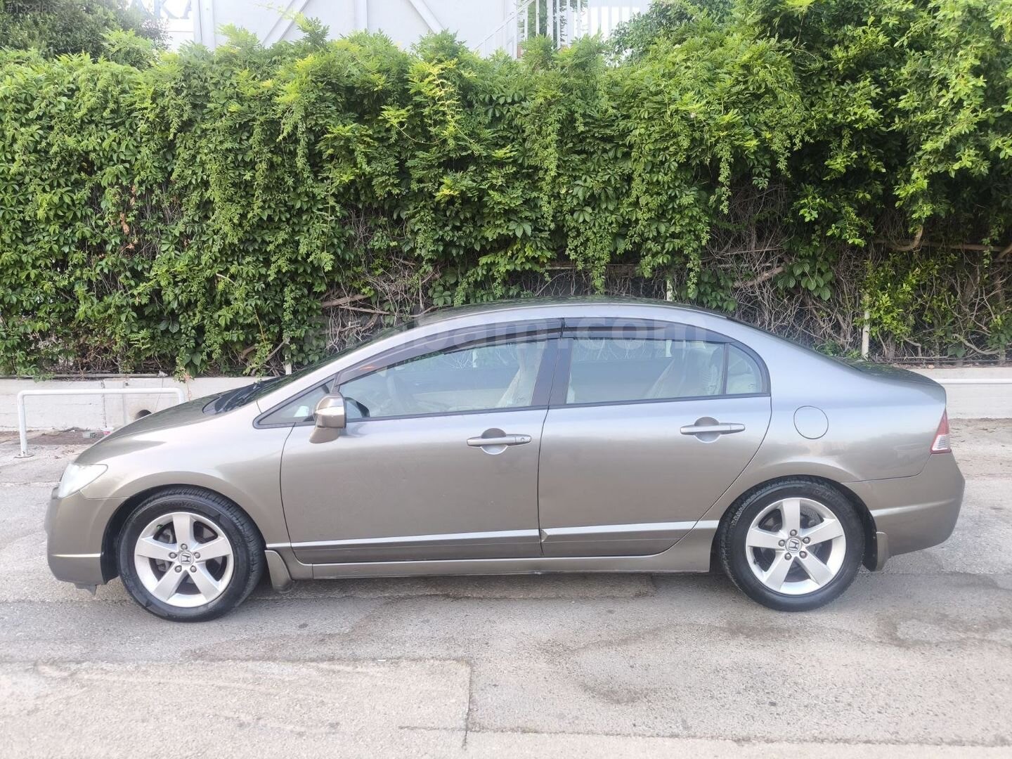 Galeriden Honda Civic 1.6i VTEC Dream 2008 Model Antalya 141.000 km Gri 6