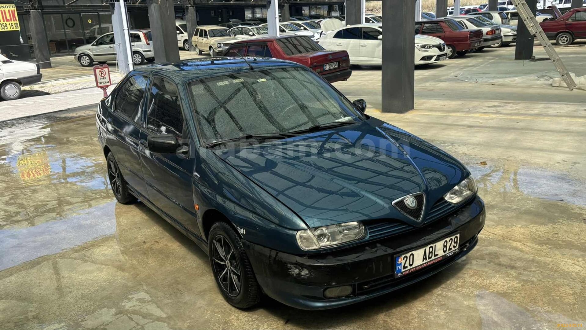 Galeriden Alfa Romeo 146 1.4 TS 1998 Model Denizli 272.000 km Lacivert 1