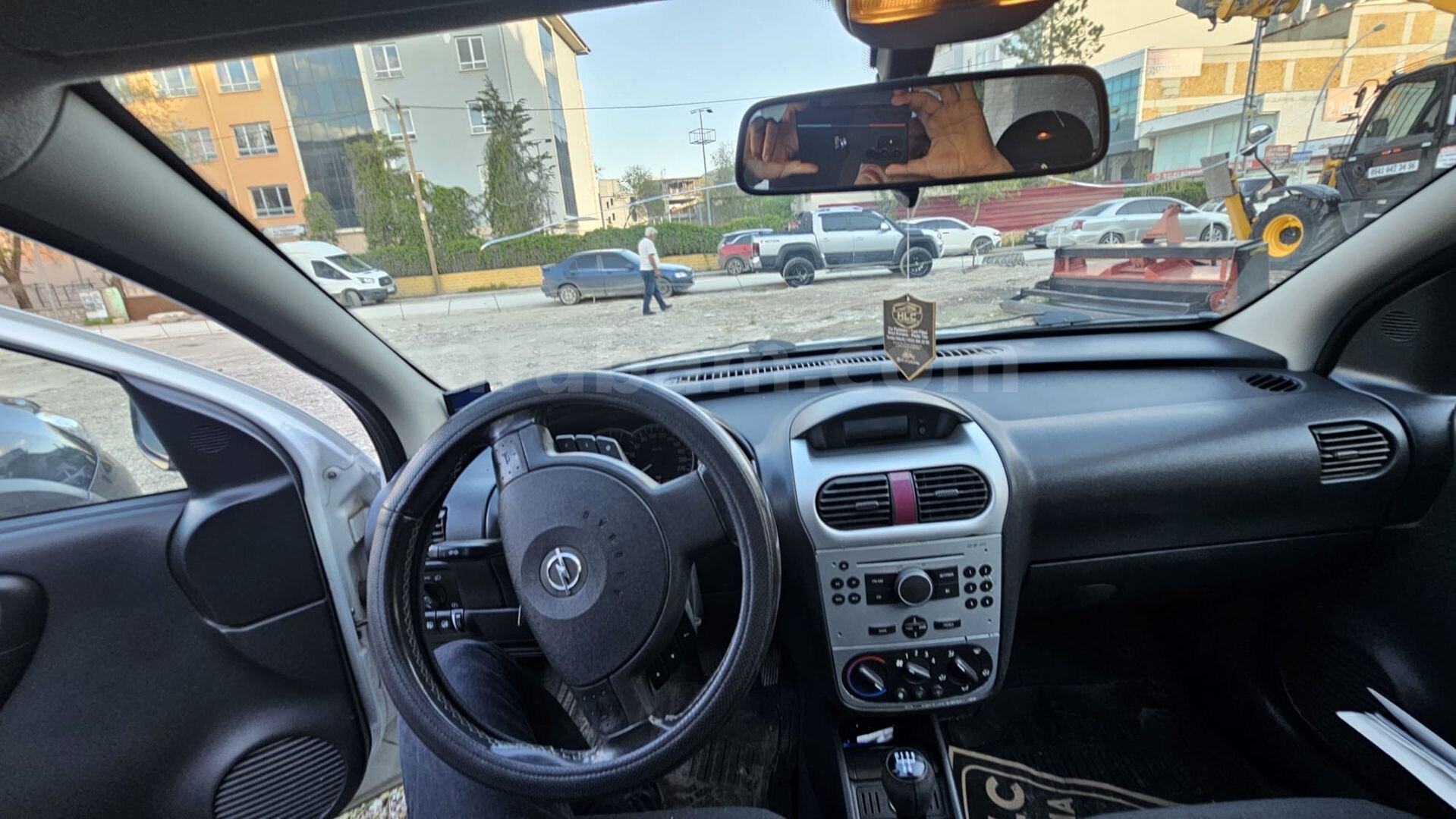 Sahibinden Opel Corsa 1.2 Twinport Enjoy 2005 Model Kahramanmaraş 158.000 km Beyaz 7