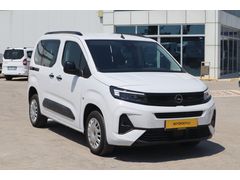 BÜYÜKSOYLU FİLO/2026 MODEL OPEL COMBO 1.5D ESSENTIAL AT8 130 HP