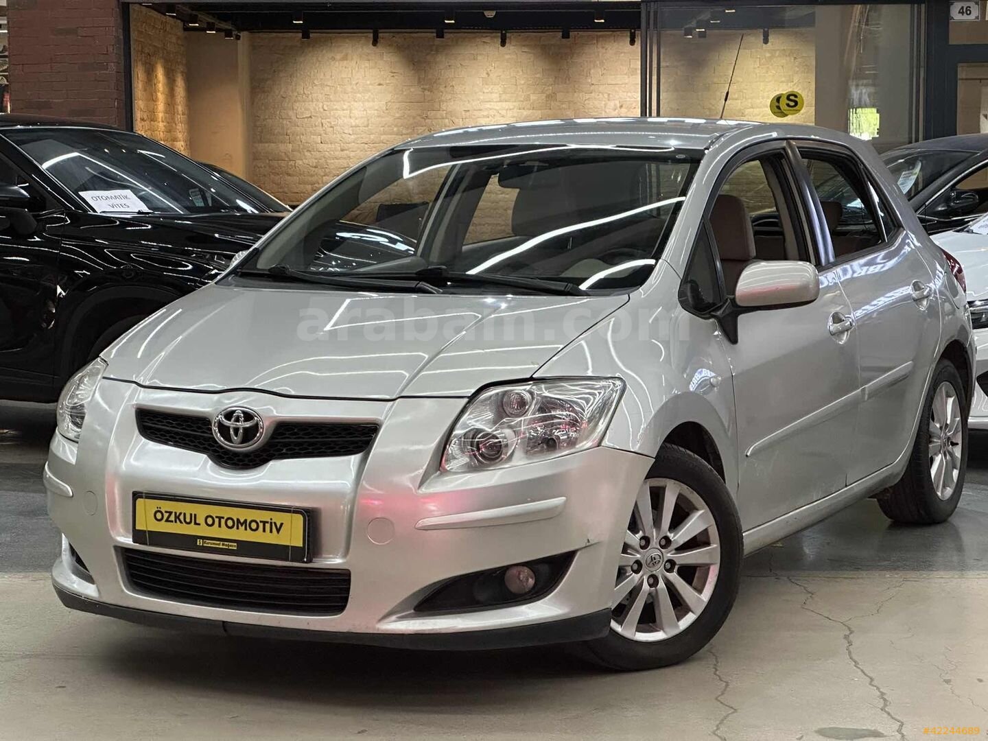 Galeriden Toyota Auris 1.6 Elegant 2009 Model Ankara 165.000 km Gri 1