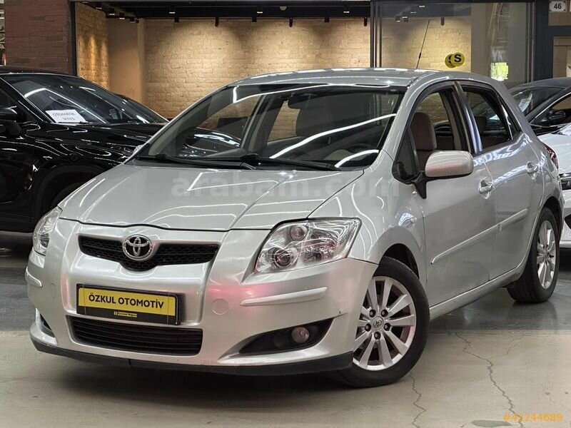 Galeriden Toyota Auris 1.6 Elegant 2009 Model Ankara 165.000 km Gri