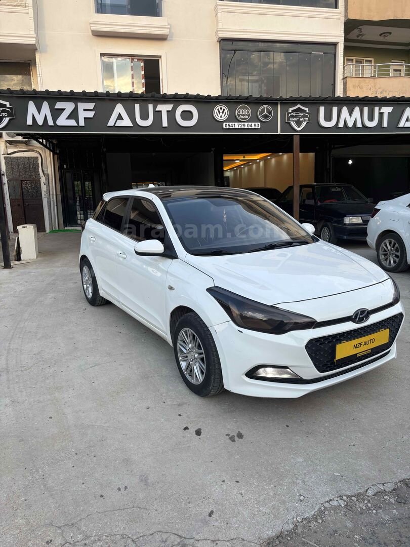 Sahibinden Hyundai i20 1.2 MPI Jump 2015 Model Şanlıurfa 335.000 km Beyaz 5