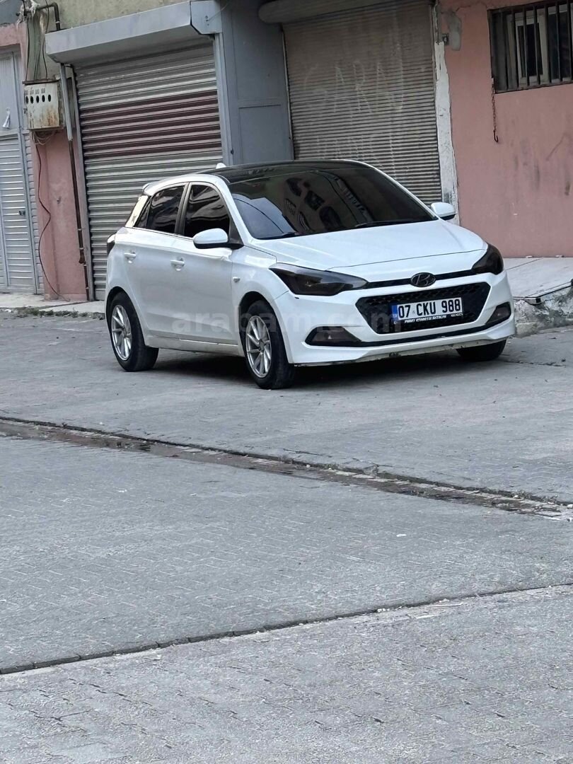Sahibinden Hyundai i20 1.2 MPI Jump 2015 Model Şanlıurfa 335.000 km Beyaz 7