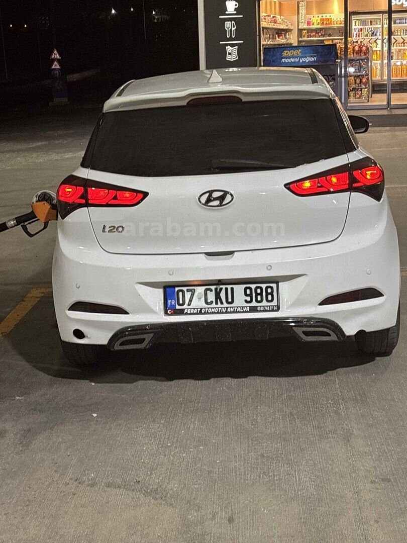 Sahibinden Hyundai i20 1.2 MPI Jump 2015 Model Şanlıurfa 335.000 km Beyaz 6