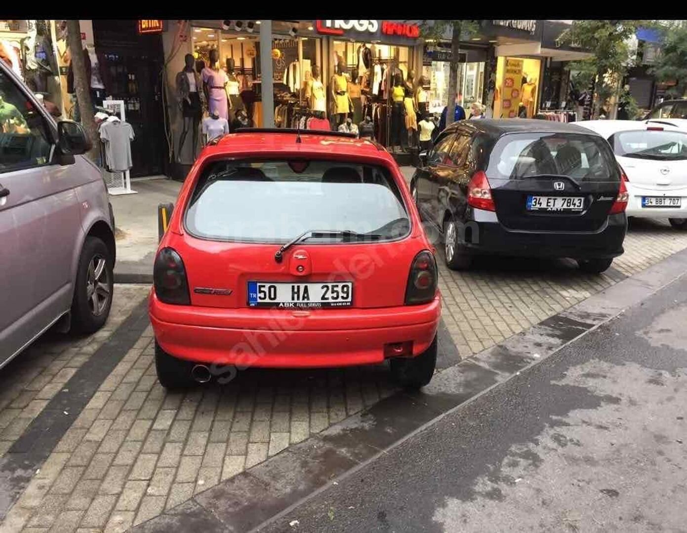 Sahibinden Opel Corsa 1.6 GSi 1998 Model İstanbul 170.017 km Kırmızı 4