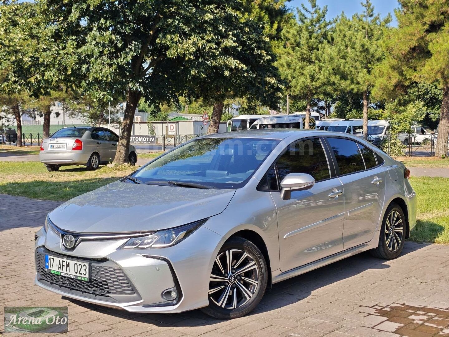Galeriden Toyota Corolla 1.5 Vision 2024 Model Bursa 44.950 km Gri 3