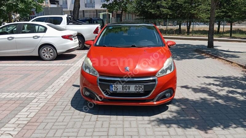 Galeriden Peugeot 208 1.2 PureTech Active 2015 Model Bursa 140.000 km Turuncu