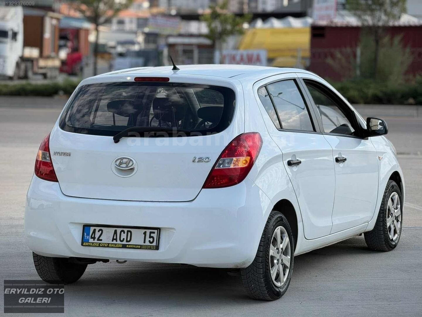 Galeriden Hyundai i20 1.2 MPI Team 2011 Model Ankara 139.000 km Beyaz 6