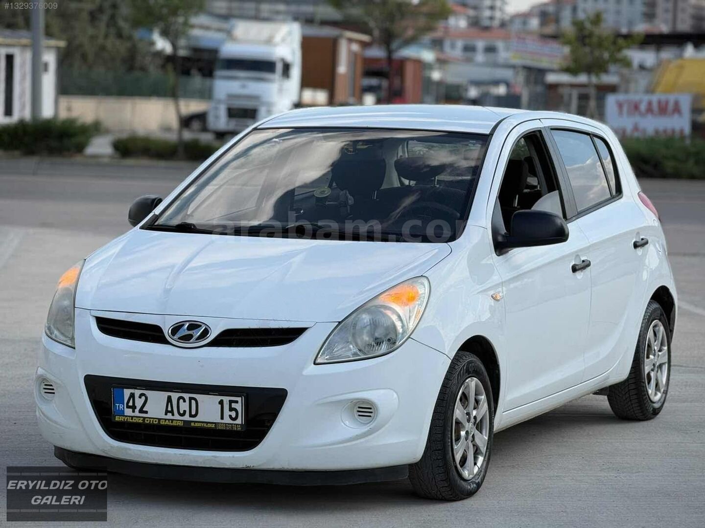 Galeriden Hyundai i20 1.2 MPI Team 2011 Model Ankara 139.000 km Beyaz 2
