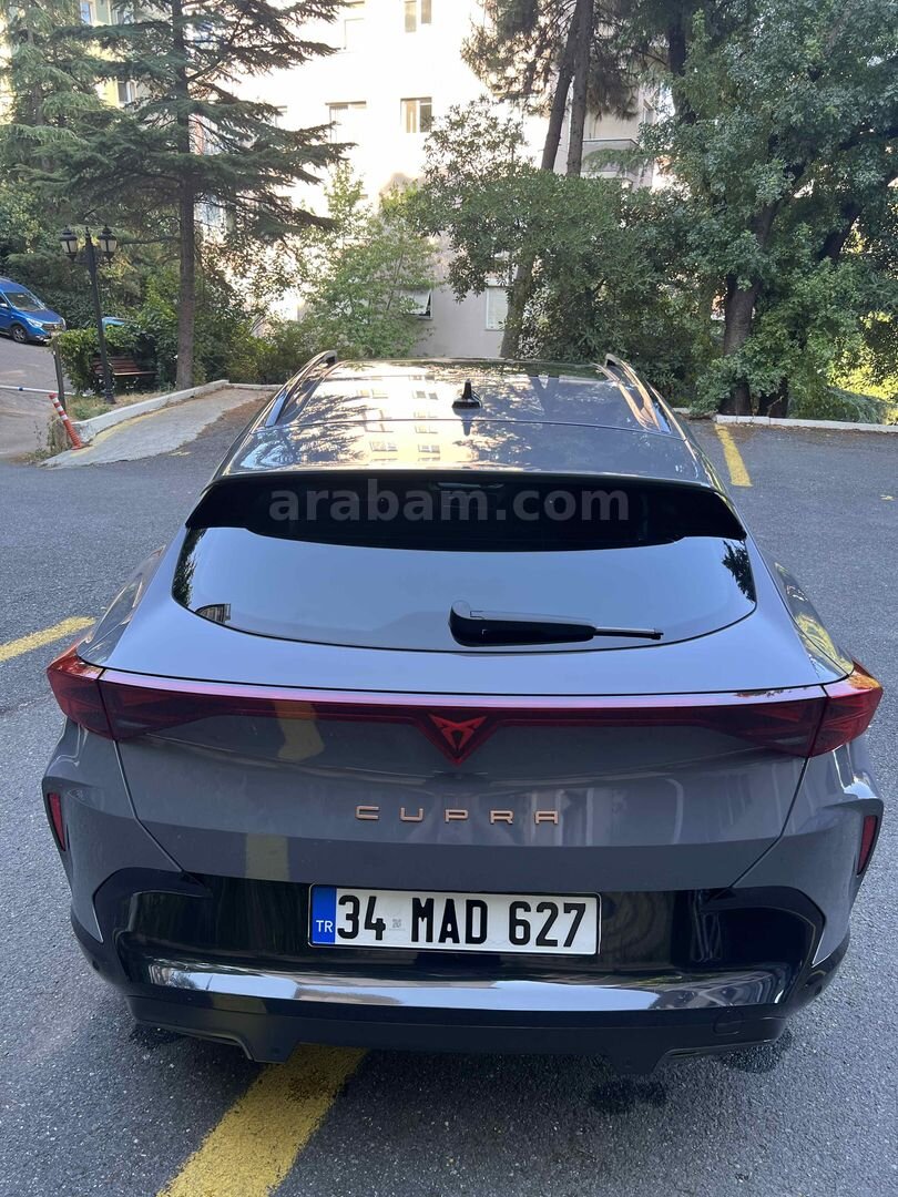Sahibinden Cupra Formentor 1.5 TSI 2025 Model İstanbul 6.001 km Gri (titanyum) 4