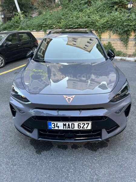 Sahibinden Cupra Formentor 1.5 TSI 2025 Model İstanbul 6.001 km Gri (titanyum)