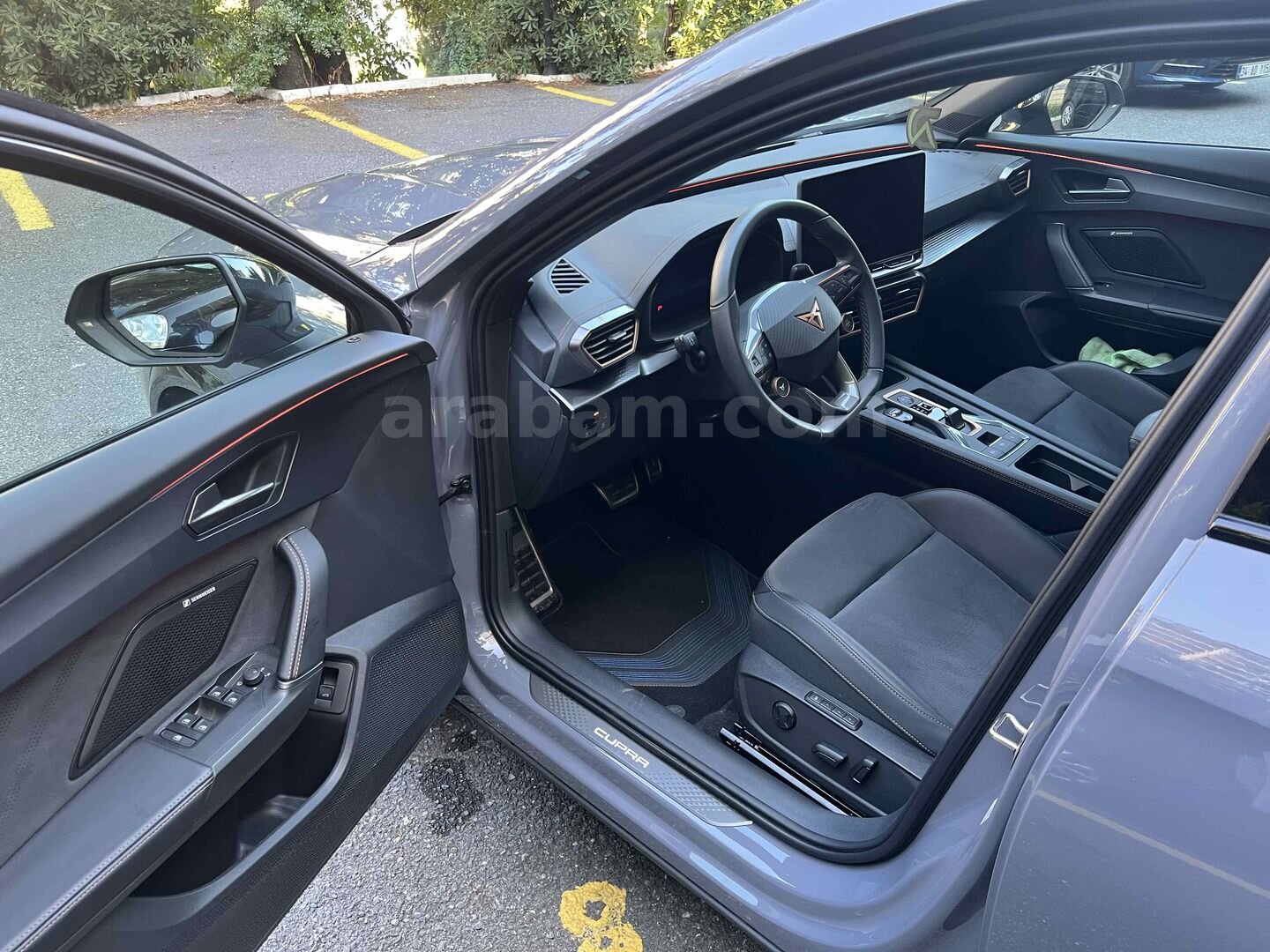 Sahibinden Cupra Formentor 1.5 TSI 2025 Model İstanbul 6.001 km Gri (titanyum) 6
