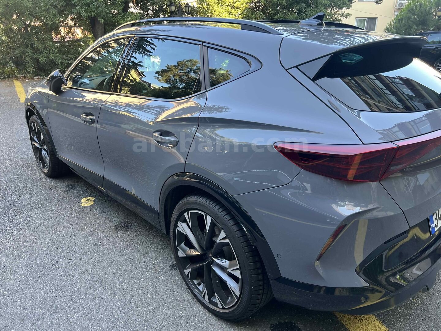 Sahibinden Cupra Formentor 1.5 TSI 2025 Model İstanbul 6.001 km Gri (titanyum) 3