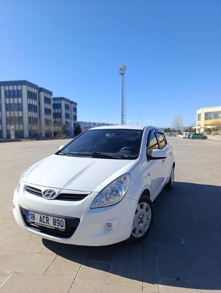 Sahibinden Hyundai i20 1.4 CRDi Jump 2012 Model Çankırı 216.000 km Beyaz