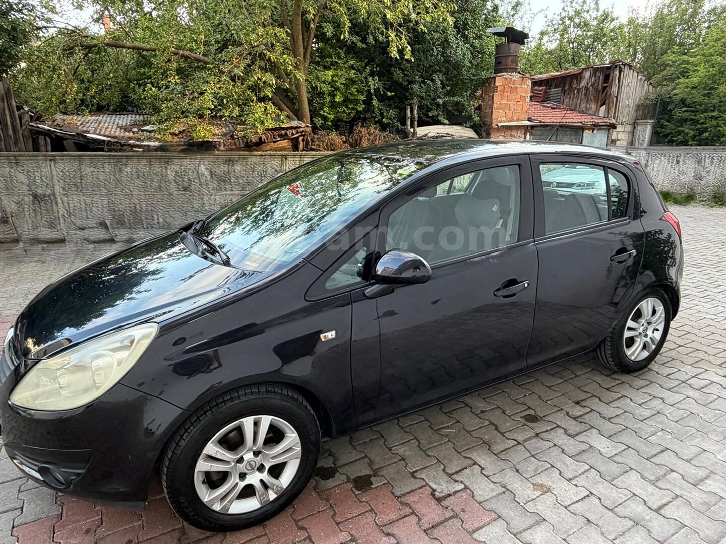 Sahibinden Opel Corsa 1.4 Twinport Enjoy 111 2010 Model Ankara 170.000 km Siyah 4