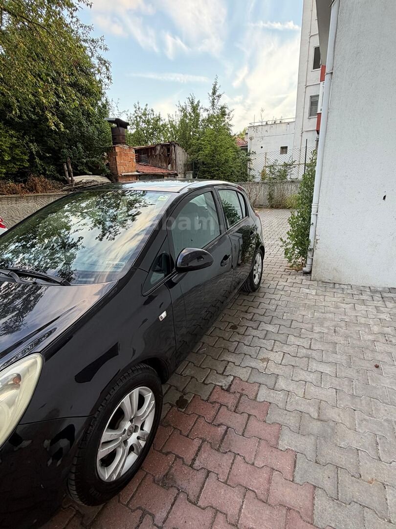 Sahibinden Opel Corsa 1.4 Twinport Enjoy 111 2010 Model Ankara 170.000 km Siyah 5