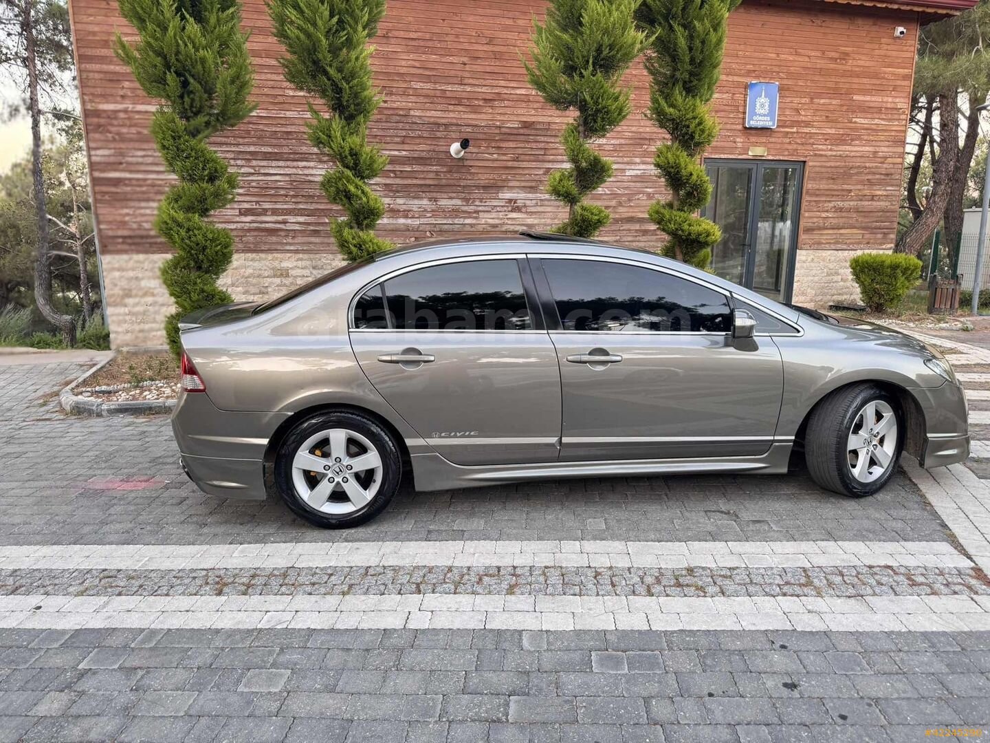 Galeriden Honda Civic 1.6i VTEC Elegance 2009 Model Manisa 219.000 km Gri 4