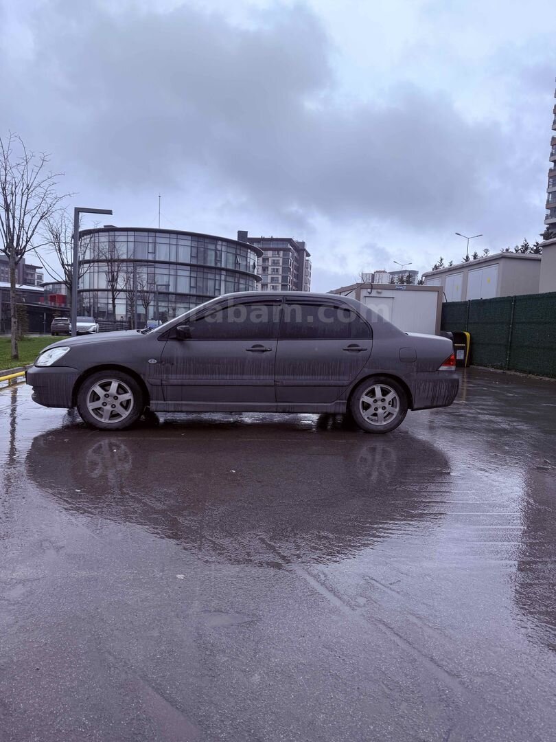 Sahibinden Mitsubishi Lancer 1.6 Invite 2006 Model İstanbul 323.000 km Füme 5