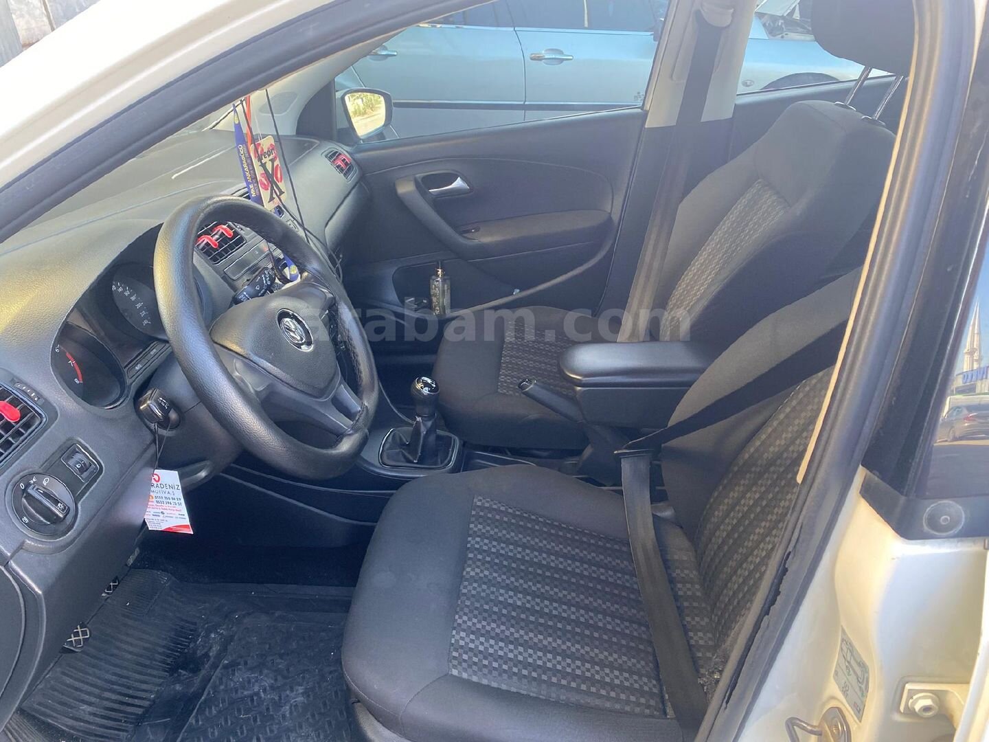 Sahibinden Volkswagen Polo 1.0 Trendline 2015 Model Ankara 215.000 km Beyaz 7