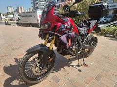 SATILIK 2017 MODEL MANUAL 39.800 KM’DE HONCA AFRİCA TWİN