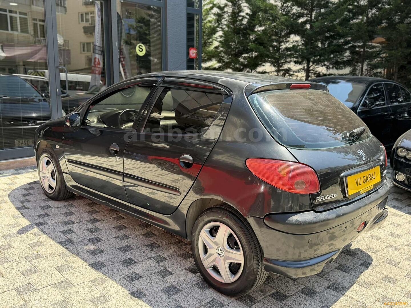 Galeriden Peugeot 206 1.4 HDi Fever 2007 Model İstanbul 215.000 km Siyah 7