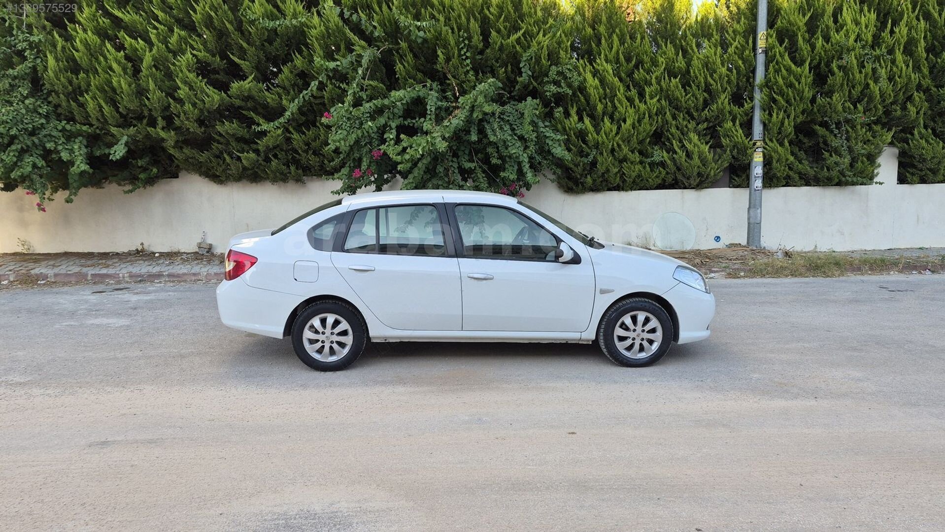 Galeriden Renault Symbol 1.4 Expression Plus 2009 Model Adana 202.000 km Beyaz 1