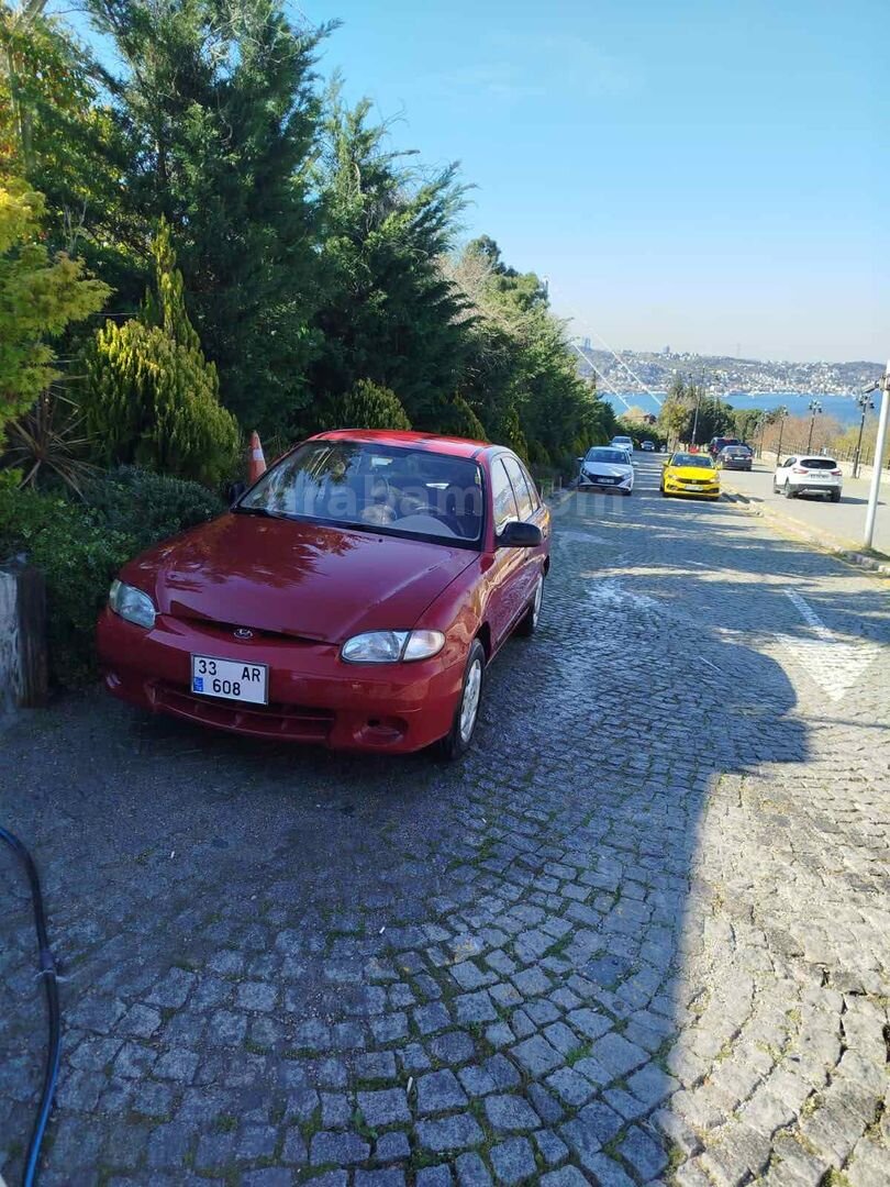 Sahibinden Hyundai Accent 1.3 LS 1999 Model İstanbul 147.000 km Bordo 2