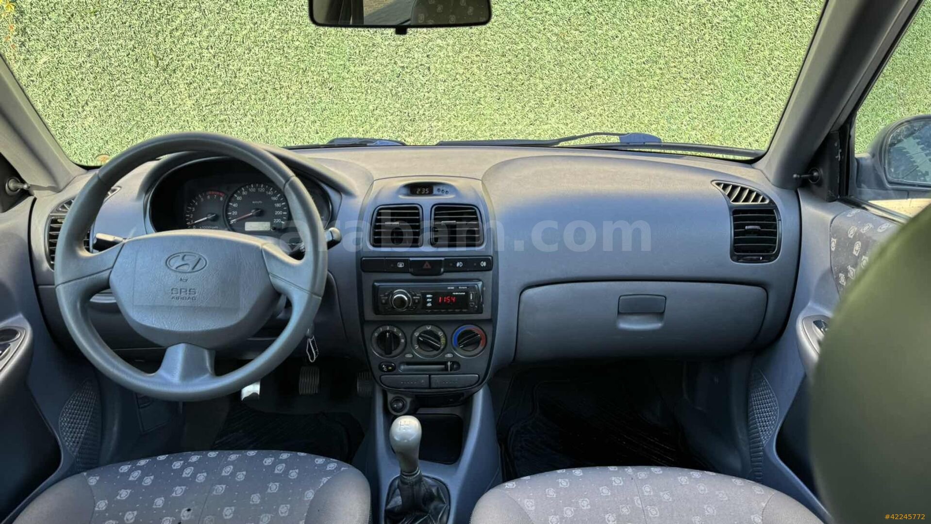 Galeriden Hyundai Accent 1.3 Admire 2006 Model Bursa 285.000 km Gri 6