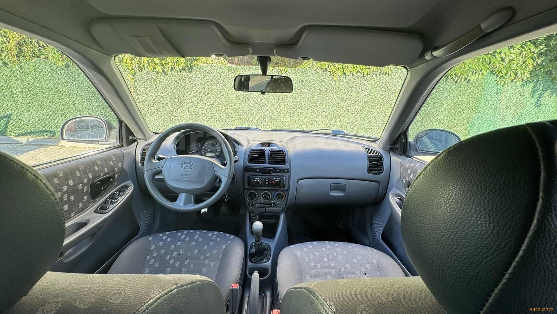 Galeriden Hyundai Accent 1.3 Admire 2006 Model Bursa 285.000 km Gri 5