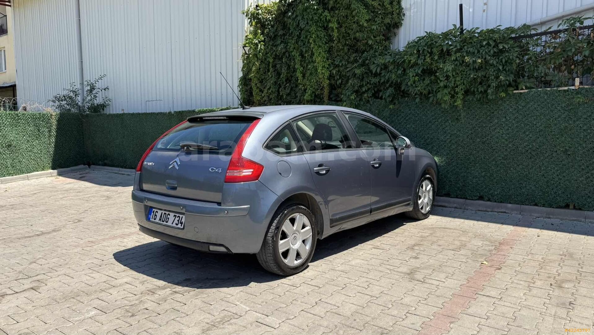 Galeriden Citroen C4 1.6 SX PK 2008 Model Bursa 215.000 km Gri 6
