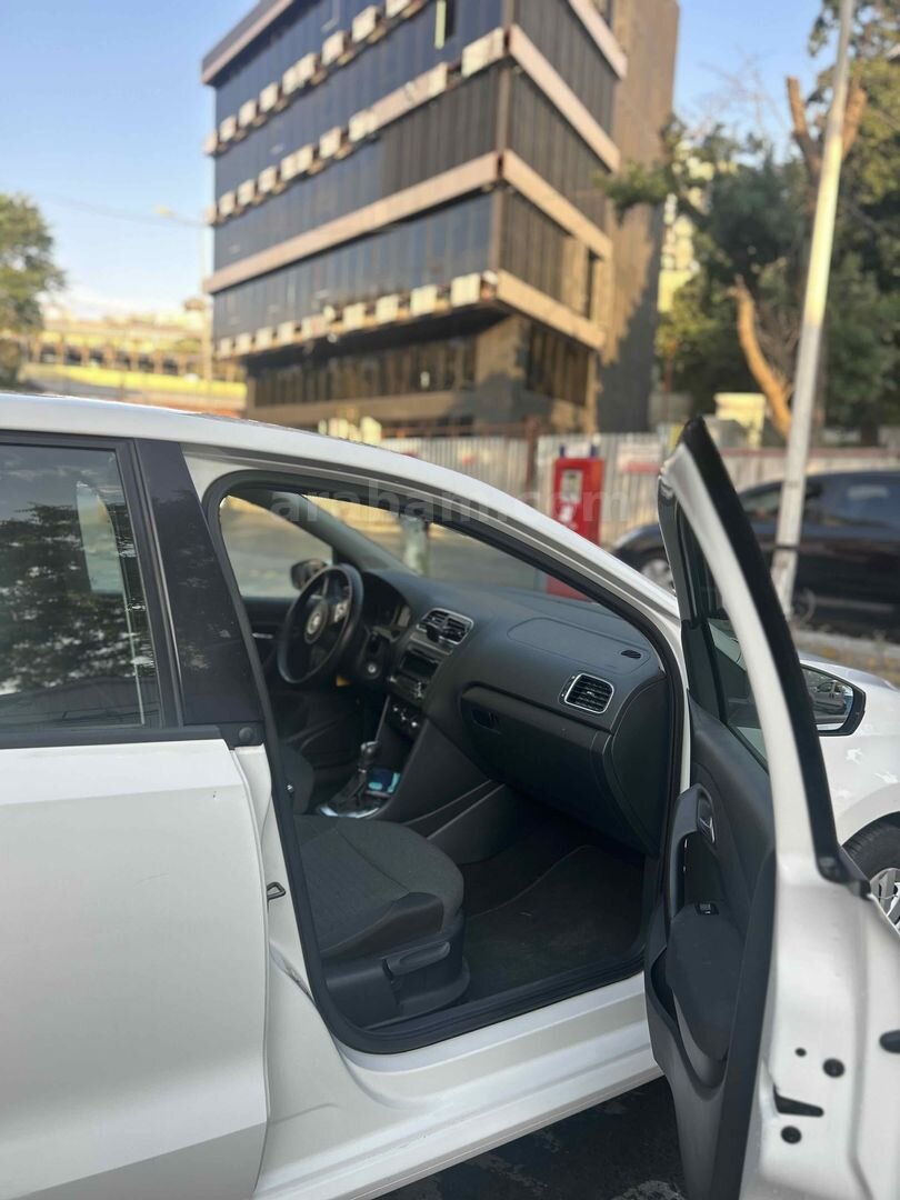 Sahibinden Volkswagen Polo 1.4 Comfortline 2012 Model İstanbul 65.800 km Beyaz 2