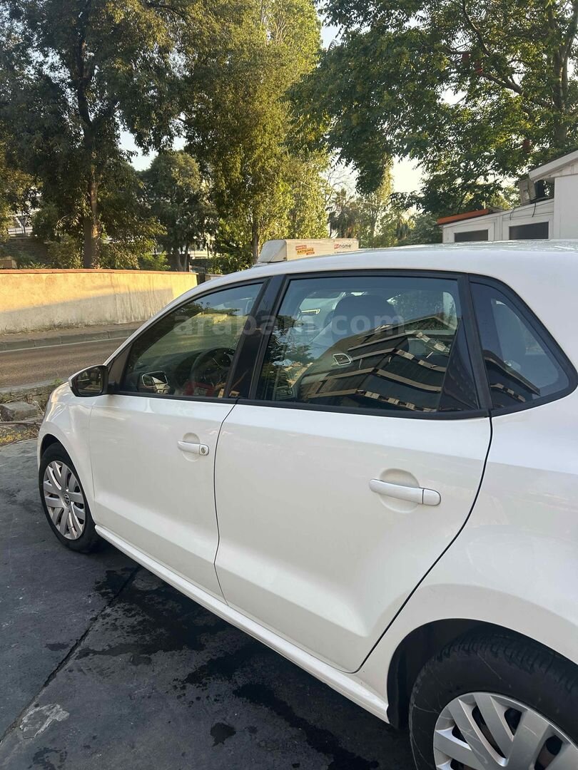 Sahibinden Volkswagen Polo 1.4 Comfortline 2012 Model İstanbul 65.800 km Beyaz 5