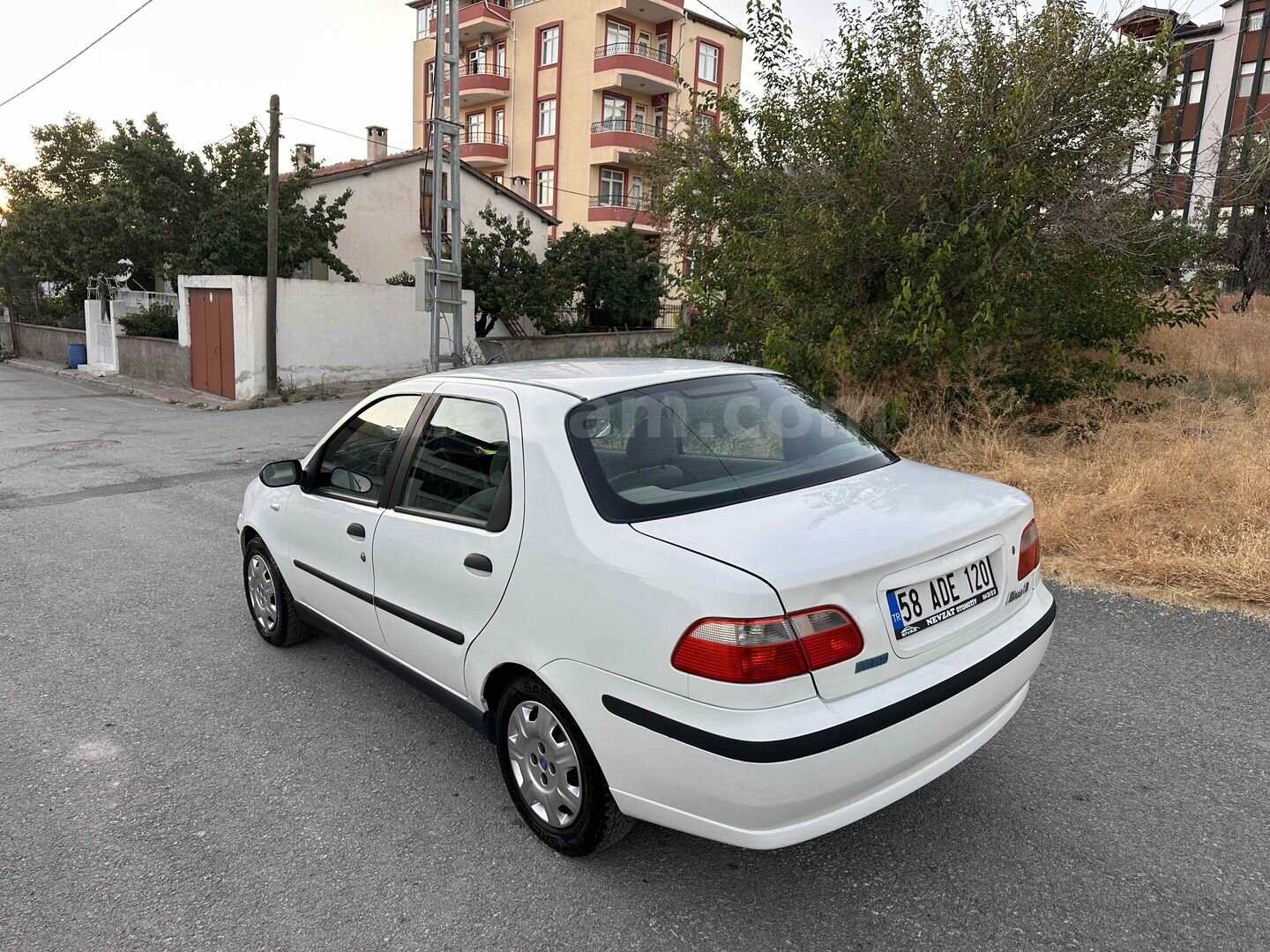 Sahibinden Fiat Albea 1.2 EL 2004 Model Kayseri 330.000 km Beyaz 4