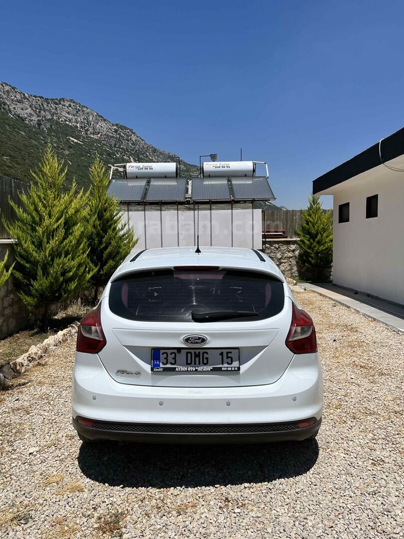 Sahibinden Ford Focus 1.6 TDCi Comfort 2012 Model Karaman 211.000 km Beyaz 2