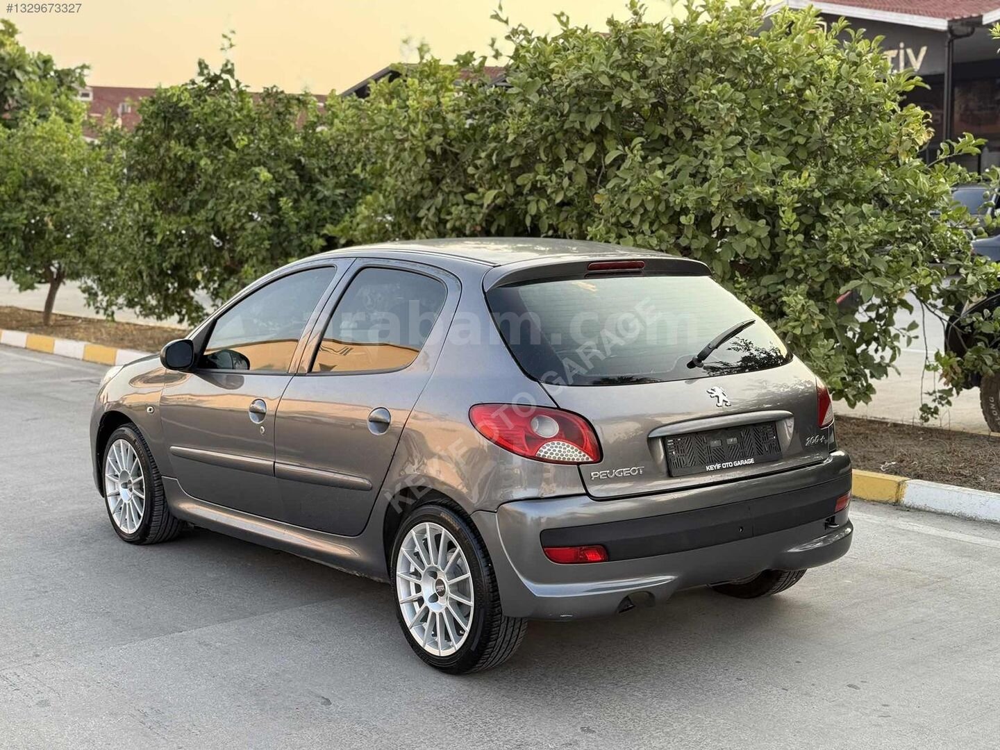 Galeriden Peugeot 206 1.4 HDi Comfort 2010 Model Antalya 250.000 km Füme 6