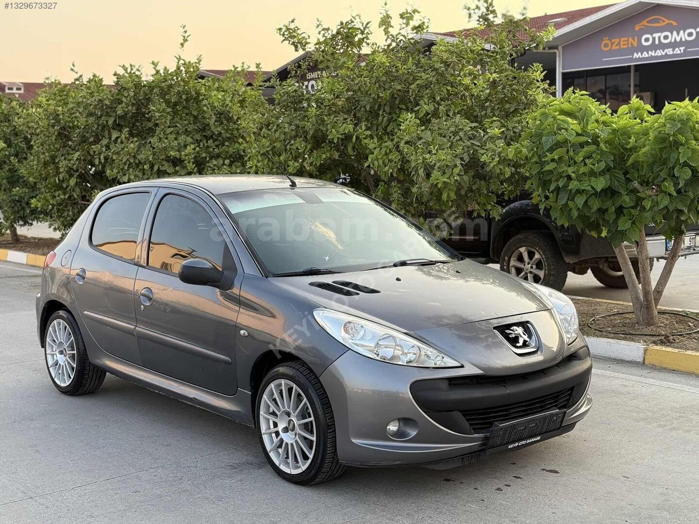 Galeriden Peugeot 206 1.4 HDi Comfort 2010 Model Antalya 250.000 km Füme 5