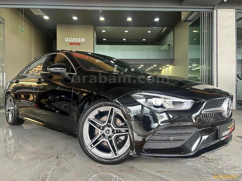 Galeriden Mercedes - Benz CLA 200 AMG+ 4Matic 2022 Model İstanbul 41.000 km Siyah