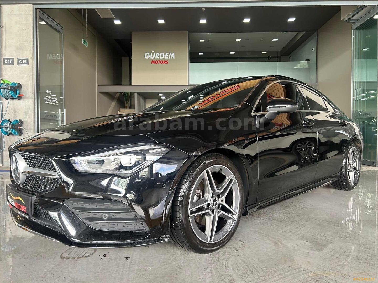 Galeriden Mercedes - Benz CLA 200 AMG+ 4Matic 2022 Model İstanbul 41.000 km Siyah 7