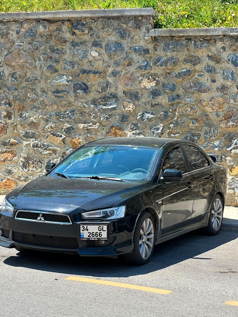 Sahibinden Mitsubishi Lancer 1.8 Intense 2009 Model İstanbul 249.000 km Siyah 6