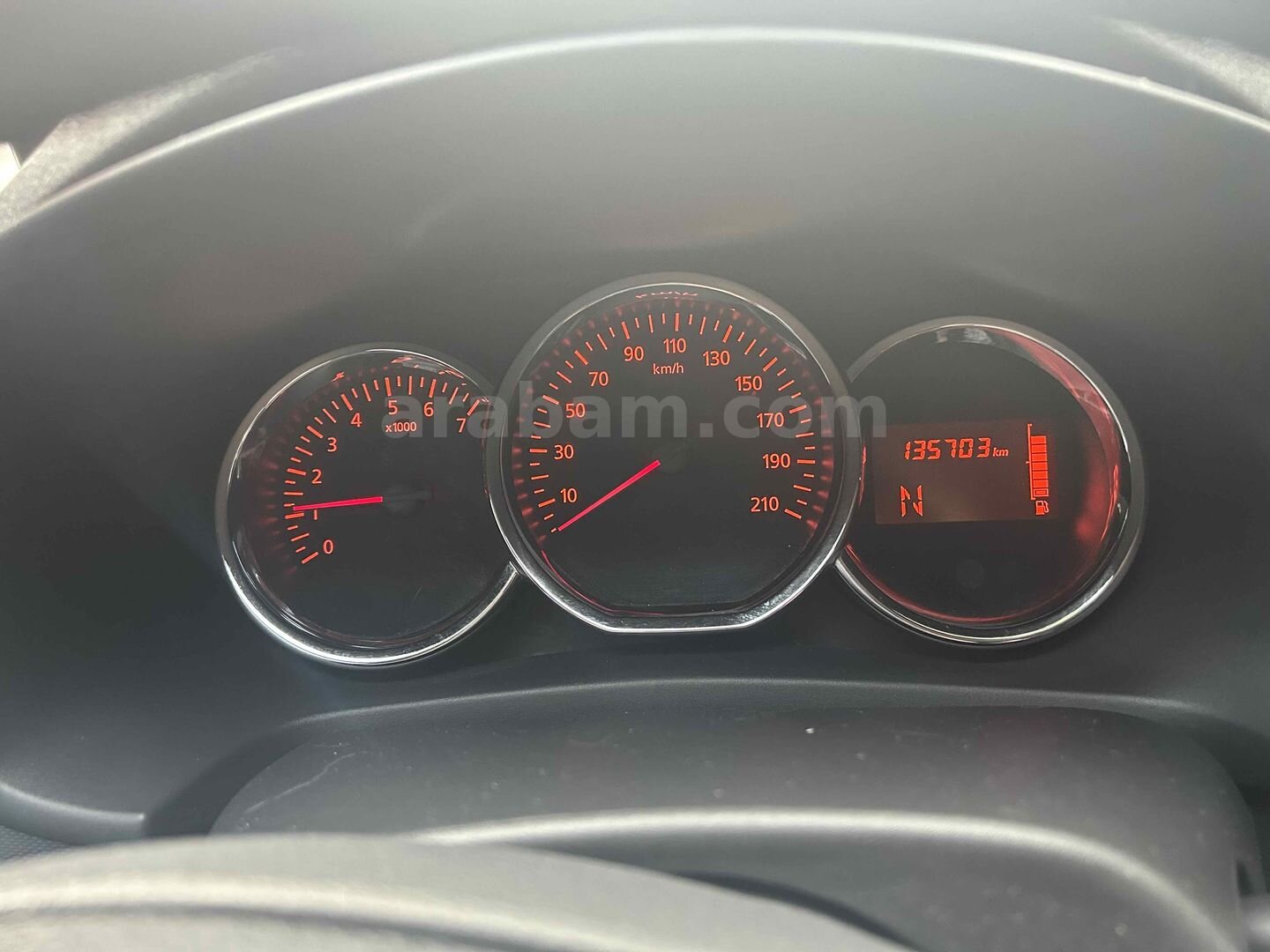 Sahibinden Dacia Sandero 0.9 TCe Stepway Easy-R 2016 Model Sakarya 136.000 km Siyah 5