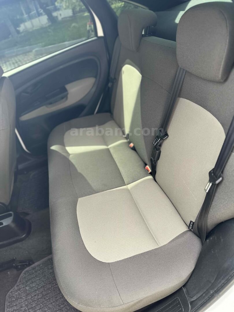 Sahibinden Fiat Linea 1.3 Multijet Active Plus 2012 Model Uşak 188.000 km Beyaz 7