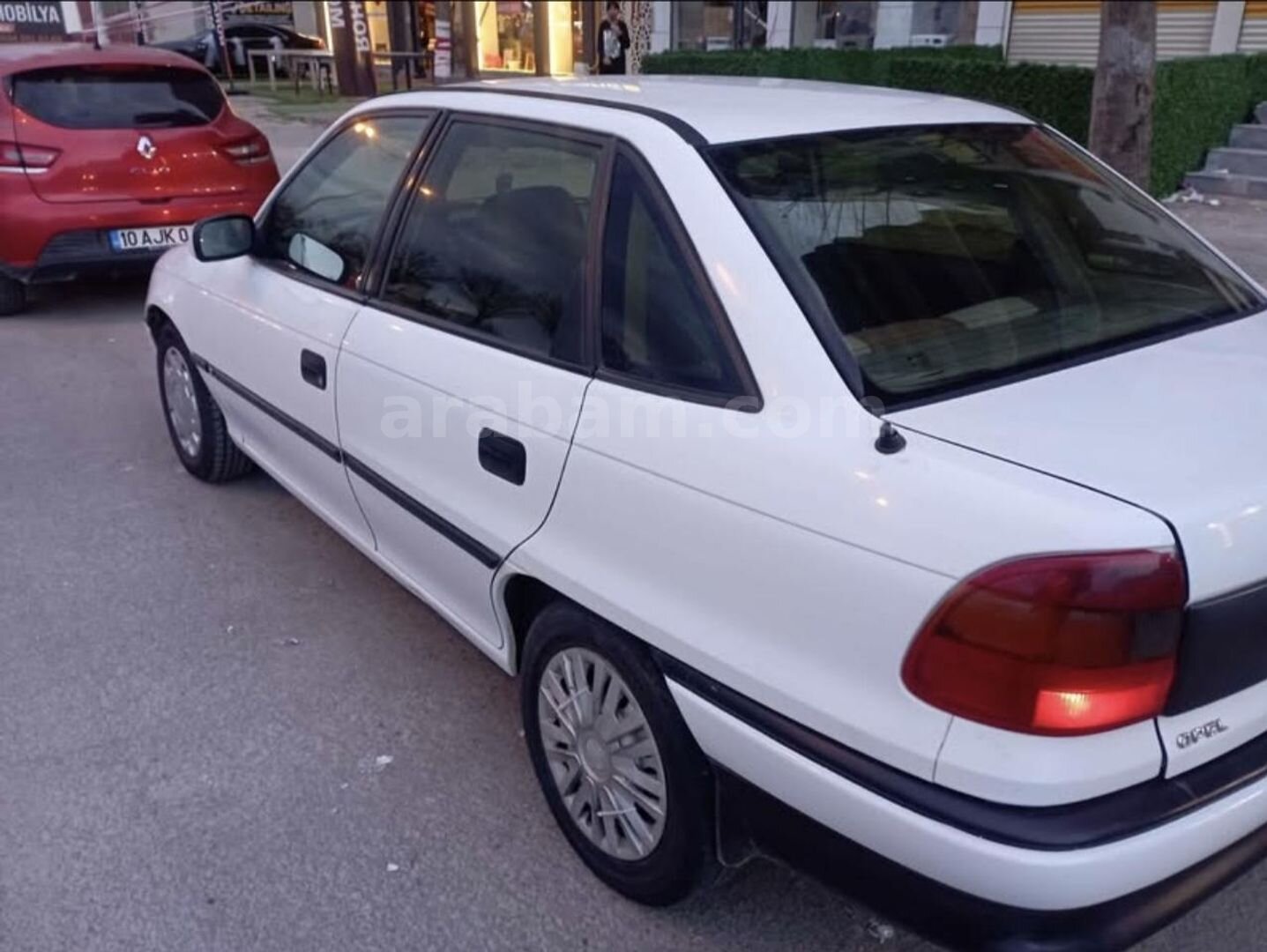 Sahibinden Opel Astra 1.6 GL 1996 Model Şanlıurfa 300.000 km Beyaz 5