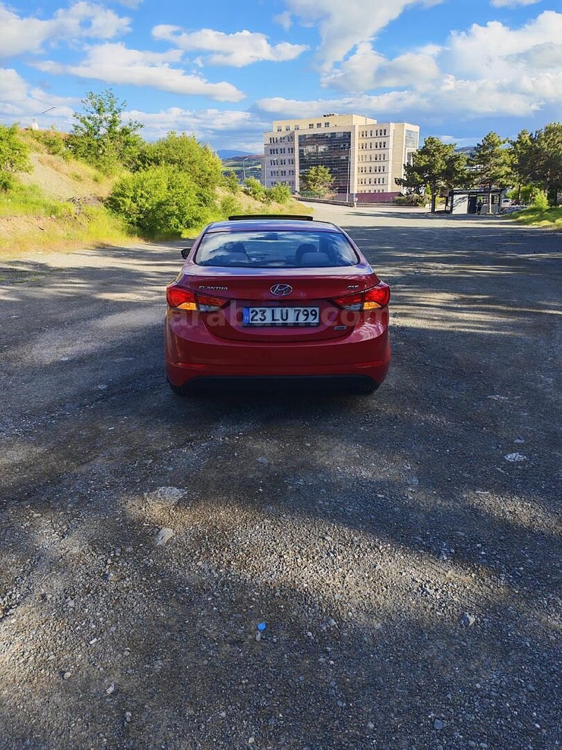 Sahibinden Hyundai Elantra 1.6 CRDi Style 2014 Model Elazığ 108.000 km Bordo 7