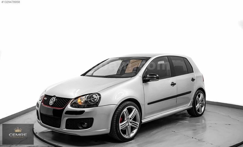 Galeriden Volkswagen Golf 1.6 FSi Comfortline 2005 Model İstanbul 240.000 km Gri